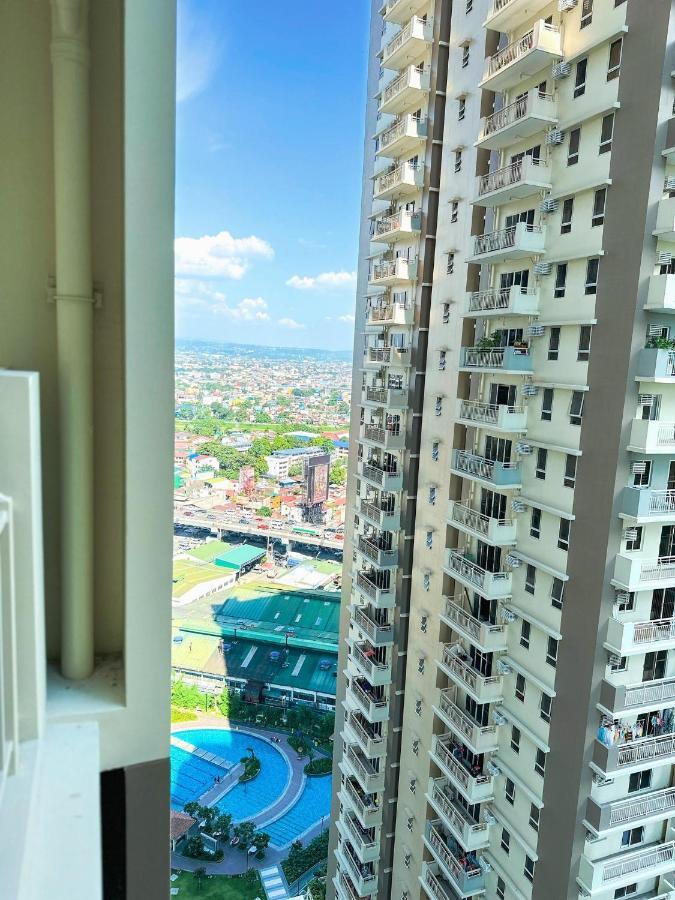 1Br Prisma Residences Dmci Stylish Condo Pásig Exterior foto